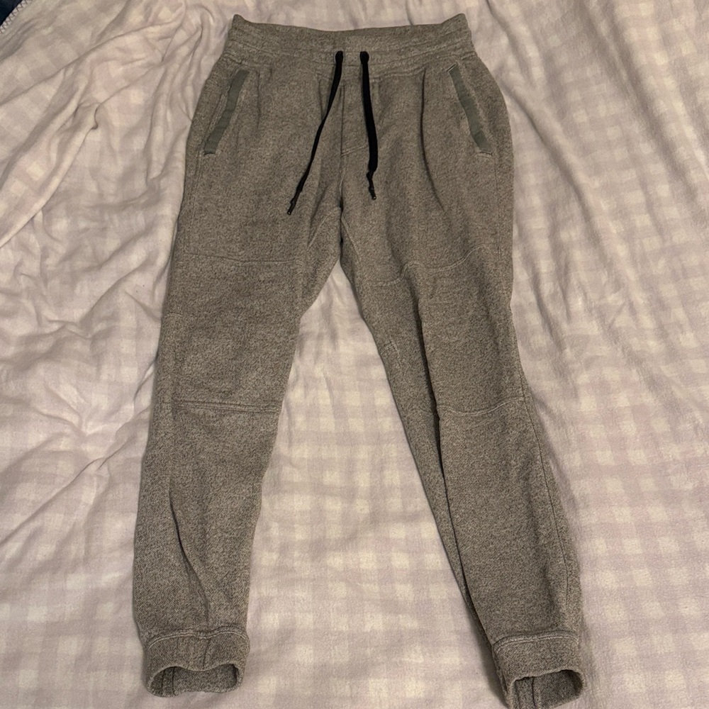 Lululemons Men’s Sweatpants - Grey